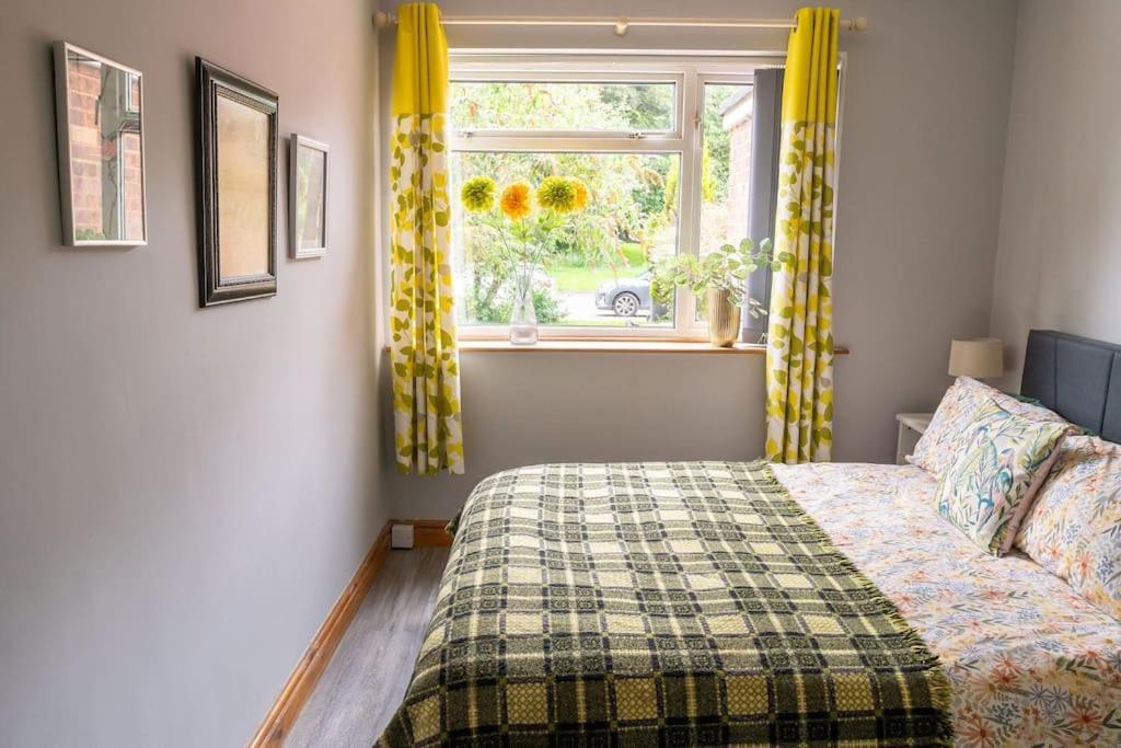 6 Riverside Sleeps 5 Nec 7mins Bhx 8mins Apartment